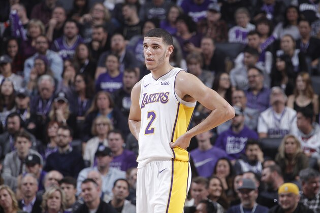 SACRAMENTO, CA - NOVEMBER 22: Lonzo Ball #2 of the Los Angeles Lakers looks on during the game against the Sacramento Kings on November 22, 2017 at Golden 1 Center in Sacramento, California. NOTE TO USER: User expressly acknowledges and agrees that, by downloading and or using this photograph, User is consenting to the terms and conditions of the Getty Images Agreement. Mandatory Copyright Notice: Copyright 2017 NBAE (Photo by Rocky Widner/NBAE via Getty Images)