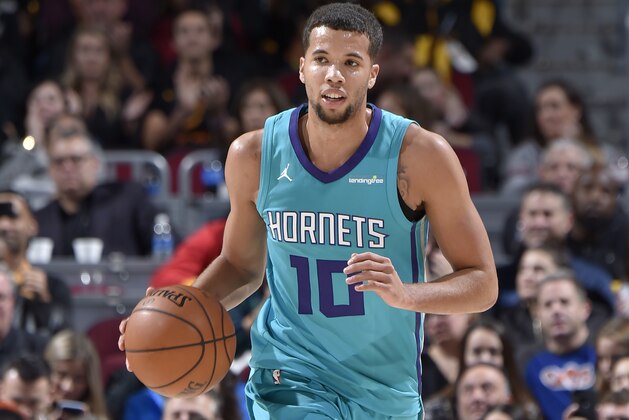 CLEVELAND, OH - NOVEMBER 24: Michael Carter-Williams #10 of the Charlotte Hornets handles the ball against the Cleveland Cavaliers on Novmber 24, 2017 at Quicken Loans Arena in Cleveland, Ohio. NOTE TO USER: User expressly acknowledges and agrees that, by downloading and/or using this Photograph, user is consenting to the terms and conditions of the Getty Images License Agreement. Mandatory Copyright Notice: Copyright 2017 NBAE  (Photo by David Liam Kyle/NBAE via Getty Images)
