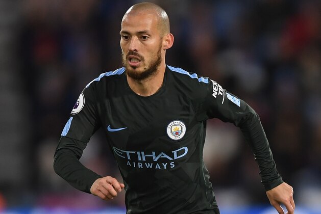 HUDDERSFIELD, ENGLAND - NOVEMBER 26:  David Silva of Manchester City during the Premier League match between Huddersfield Town and Manchester City at John Smith's Stadium on November 26, 2017 in Huddersfield, England.  (Photo by Shaun Botterill/Getty Images)