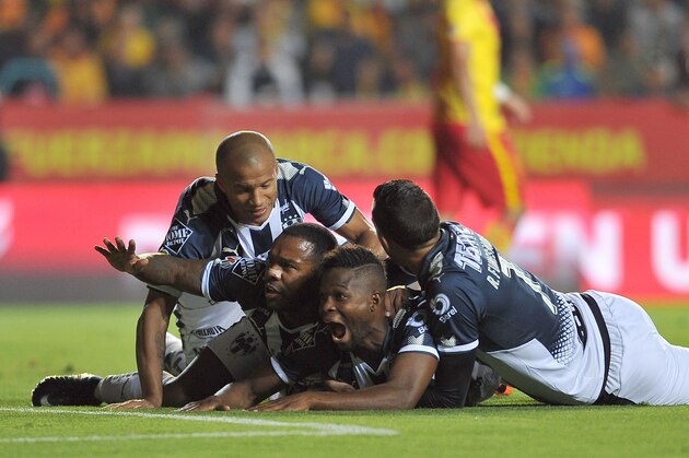 Aviles Hurtado (2R) of Monterrey celebrates his goal against Morelia during their Mexican Apertura tournament first leg semifinal football match at the Morelos stadium on November 30, 2017, in Morelia, Mexico. / AFP PHOTO / VICTOR CRUZ        (Photo credit should read VICTOR CRUZ/AFP/Getty Images)
