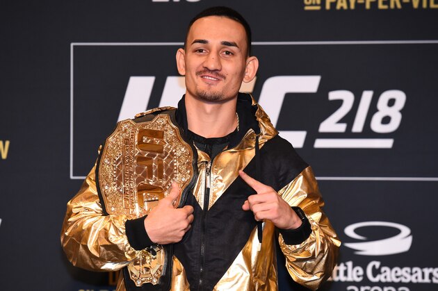 DETROIT, MI - NOVEMBER 30:  Max Holloway poses for photos during the UFC 218 Ultimate Media Day at the DoubleTree Hotel on November 30, 2017 in Detroit, Michigan. (Photo by Josh Hedges/Zuffa LLC via Getty Images)