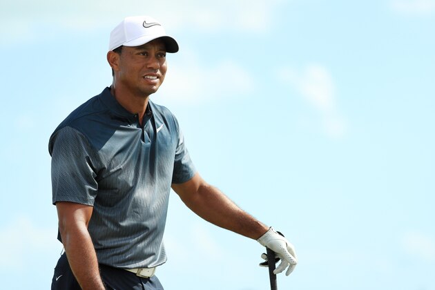NASSAU, BAHAMAS - DECEMBER 02:  Tiger Woods of the United States warms up on the range prior to the third round of the Hero World Challenge at Albany, Bahamas on December 2, 2017 in Nassau, Bahamas.  (Photo by Mike Ehrmann/Getty Images)