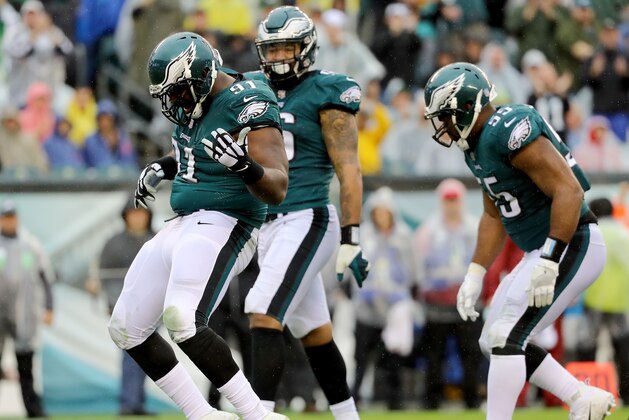 PHILADELPHIA, PA - OCTOBER 29:  Fletcher Cox #91 of the Philadelphia Eagles celebrates after sacking C.J. Beathard #3 of the San Francisco 49ers  in the second quarter during their game at Lincoln Financial Field on October 29, 2017 in Philadelphia, Pennsylvania.  (Photo by Abbie Parr/Getty Images)