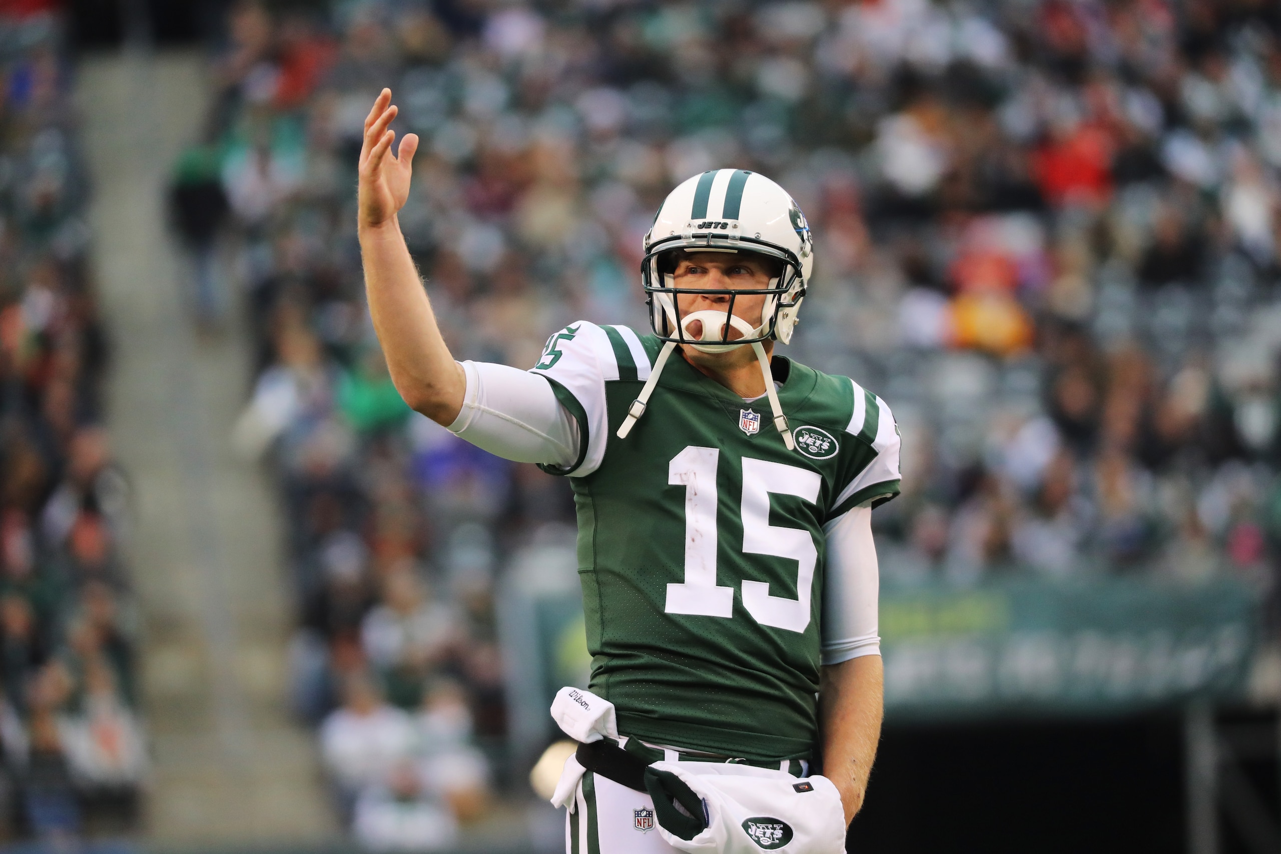 EAST RUTHERFORD, NJ - DECEMBER 03: Josh McCown #15 of the New York Jetscelebreates after scoring a touchdown in the first quarter during their game at MetLife Stadium on December 3, 2017 in East Rutherford, New Jersey. (Photo by Abbie Parr/Getty Images) EAST RUTHERFORD, NJ - DECEMBER 03: Josh McCown #15 of the New York Jetscelebreates after scoring a touchdown in the first quarter during their game at MetLife Stadium on December 3, 2017 in East Rutherford, New Jersey. (Photo by Abbie Parr/Getty Images)