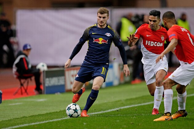 MONACO, MONACO - NOVEMBER 21: (L-R) Timo Werner of RB Leipzig, Radamel Falcao of AS Monaco during the UEFA Champions League  match between AS Monaco v RB Leipzig at the Stade Louis II on November 21, 2017 in Monaco Monaco (Photo by Jeroen Meuwsen/Soccrates/Getty Images)