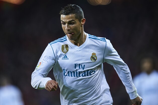 BILBAO, SPAIN - DECEMBER 02:  Cristiano Ronaldo of Real Madrid CF looks on during the La Liga match between Athletic Club and Real Madrid at Estadio de San Mames on December 2, 2017 in Bilbao, Spain.  (Photo by Juan Manuel Serrano Arce/Getty Images)