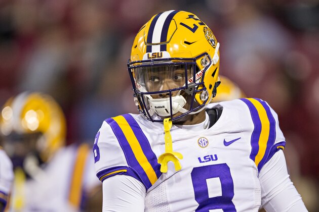 FAYETTEVILLE, AR - NOVEMBER 12: Saivion Smith #8 of the LSU Tigers warming up before a game against the Arkansas Razorbacks at Razorback Stadium on November 12, 2016 in Fayetteville, Arkansas. The Tigers defeated the Razorbacks 38-10. (Photo by Wesley Hitt/Getty Images) FAYETTEVILLE, AR - NOVEMBER 12: Saivion Smith #8 of the LSU Tigers warming up before a game against the Arkansas Razorbacks at Razorback Stadium on November 12, 2016 in Fayetteville, Arkansas. The Tigers defeated the Razorbacks 38-10. (Photo by Wesley Hitt/Getty Images)