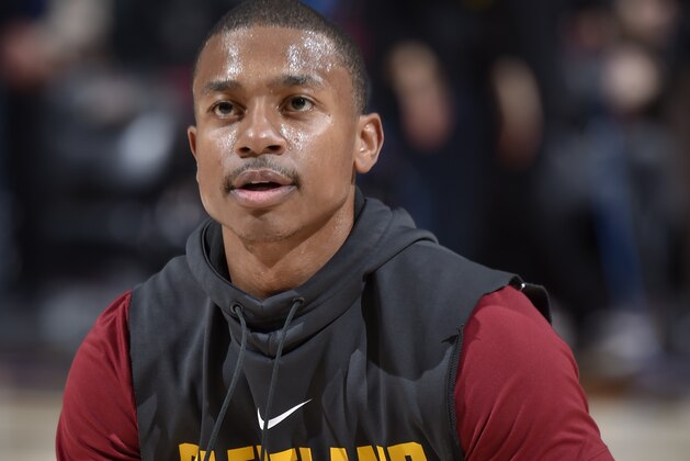 CLEVELAND, OH - NOVEMBER 24:  Isaiah Thomas #3 of the Cleveland Cavaliers warms up before the game against the Charlotte Hornets on November 24, 2017 at Quicken Loans Arena in Cleveland, Ohio. NOTE TO USER: User expressly acknowledges and agrees that, by downloading and/or using this Photograph, user is consenting to the terms and conditions of the Getty Images License Agreement. Mandatory Copyright Notice: Copyright 2017 NBAE  (Photo by David Liam Kyle/NBAE via Getty Images)