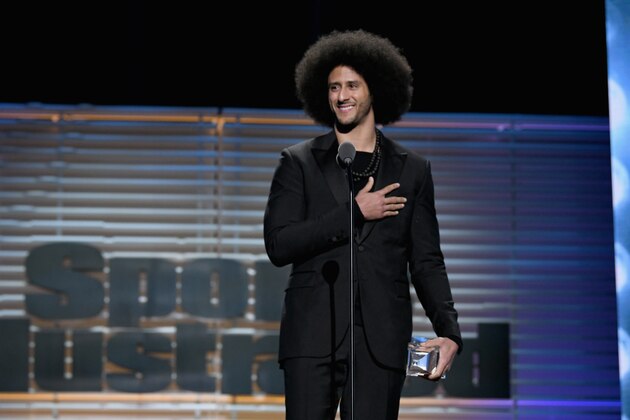 NEW YORK, NY - DECEMBER 05:  Colin Kaepernick receives the SI Muhammad Ali Legacy Award during SPORTS ILLUSTRATED 2017 Sportsperson of the Year Show on December 5, 2017 at Barclays Center in New York City.  Tune in to NBCSN on December 8 at 8 p.m. ET or Univision Deportes Network on December 9 at 8 p.m. ET to watch the one hour SPORTS ILLUSTRATED Sportsperson of the Year special.  (Photo by Slaven Vlasic/Getty Images for Sports Illustrated)