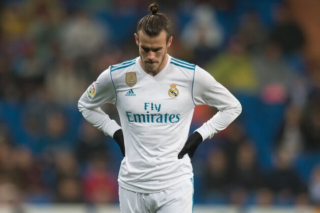 MADRID, SPAIN - NOVEMBER 28: Gareth Bale of Real Madrid CF looks on during the Copa del Rey, Round of 32, Second Leg match between Real Madrid and Fuenlabrada at Estadio Santiago Bernabeu on November 28, 2017 in Madrid, Spain. (Photo by Denis Doyle/Getty Images)