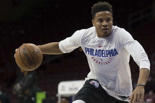 PHILADELPHIA, PA - NOVEMBER 25: Markelle Fultz #20 of the Philadelphia 76ers warms up prior to the game against the Orlando Magic at the Wells Fargo Center on November 25, 2017 in Philadelphia, Pennsylvania. NOTE TO USER: User expressly acknowledges and agrees that, by downloading and or using this photograph, User is consenting to the terms and conditions of the Getty Images License Agreement. (Photo by Mitchell Leff/Getty Images)