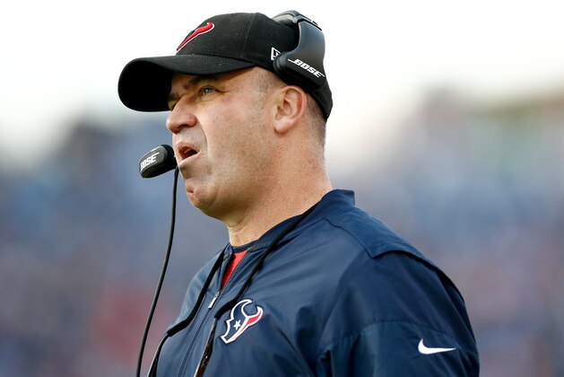 NASHVILLE, TN - DECEMBER 03:  Head coach Bill O'Brien of the Houston Texans reacts against the Tennessee Titans during the second half at Nissan Stadium on December 3, 2017 in Nashville, Tennessee.  (Photo by Wesley Hitt/Getty Images)