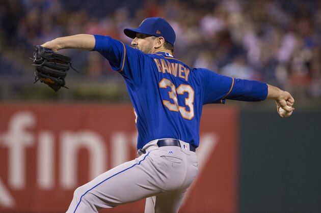 PHILADELPHIA, PA - SEPTEMBER 29: Matt Harvey #33 of the New York Mets throws a pitch in the bottom of the first inning against the Philadelphia Phillies at Citizens Bank Park on September 29, 2017 in Philadelphia, Pennsylvania. (Photo by Mitchell Leff/Getty Images)
