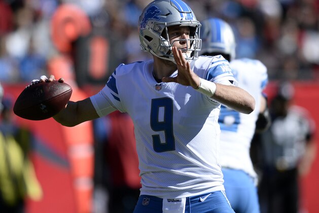 Detroit Lions quarterback Matthew Stafford (9) throws a pass against the Tampa Bay Buccaneers during the first half of an NFL football game Sunday, Dec. 10, 2017, in Tampa, Fla. (AP Photo/Jason Behnken)