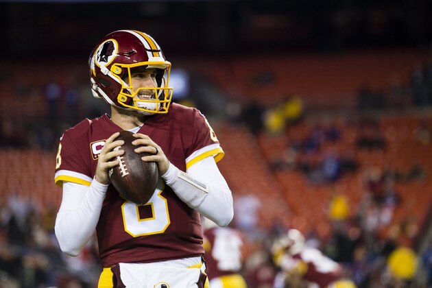 LANDOVER, MD - NOVEMBER 23: Quarterback Kirk Cousins #8 of the Washington Redskins warms up before a game against the New York Giants at FedExField on November 23, 2017 in Landover, Maryland. (Photo by Patrick McDermott/Getty Images)