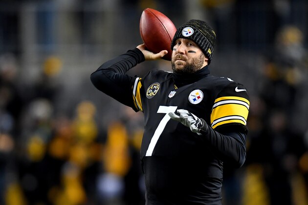 PITTSBURGH, PA - DECEMBER 10: Ben Roethlisberger #7 of the Pittsburgh Steelers warms up before the game against the Baltimore Ravens at Heinz Field on December 10, 2017 in Pittsburgh, Pennsylvania. (Photo by Joe Sargent/Getty Images)