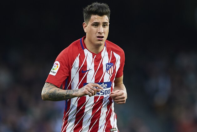 SEVILLE, SPAIN - DECEMBER 10:  Jose Maria Gimenez of Club Atletico de Madrid looks on during the La Liga match between Real Betis and Atletico Madrid at Estadio Benito Villamarin on December 10, 2017 in Seville, .  (Photo by Aitor Alcalde/Getty Images)