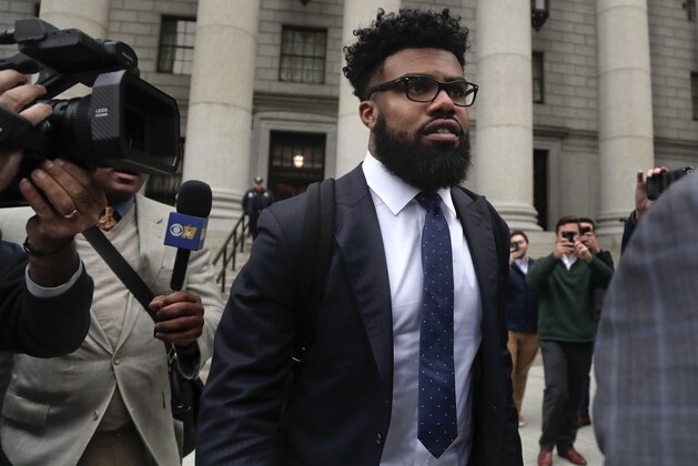 FILE - In this Thursday, Nov. 9, 2017, file photo, Dallas Cowboys NFL football star Ezekiel Elliott walks out of federal court in New York.   Elliott's half-season run from his six-game suspension ended when a federal appeals court refused to let him play while it considers his appeal. (AP Photo/Julie Jacobson, File)