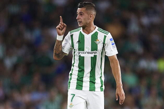 SEVILLE, SPAIN - SEPTEMBER 25:  Sergio Leon of Real Betis Balompie looks on during the La Liga match between Real Betis and Levante at Estadio Benito Villamarin on September 25, 2017 in Seville, .  (Photo by Aitor Alcalde Colomer/Getty Images)