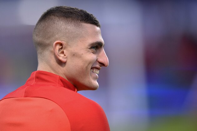 PARIS, FRANCE - DECEMBER 09:  Marco Verratti of Paris Saint-Germain reacts during warmup before the Ligue 1 match between Paris Saint Germain and Lille OSC at Parc des Princes on December 9, 2017 in Paris.  (Photo by Aurelien Meunier/Getty Images)