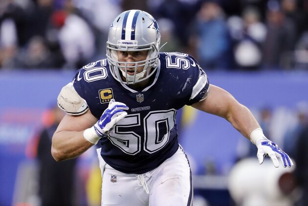 Dallas Cowboys middle linebacker Sean Lee during an NFL football game against the New York Giants at MetLife Stadium in East Rutherford, NJ, Sunday, Dec. 10, 2017. (Winslow Townson/AP Images for Panini)