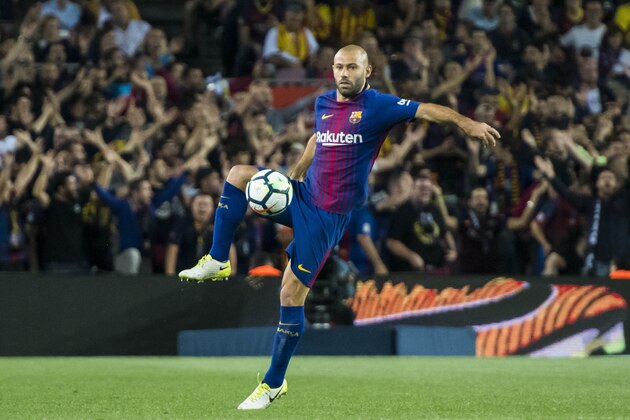 BARCELONA, SPAIN - OCTOBER 21: Javier Alejandro Mascherano of FC Barcelona in action during the La Liga 2017-18 match between FC Barcelona and Malaga CF at Camp Nou on 21 October 2017 in Barcelona, Spain. (Photo by Power Sport Images/Getty Images)