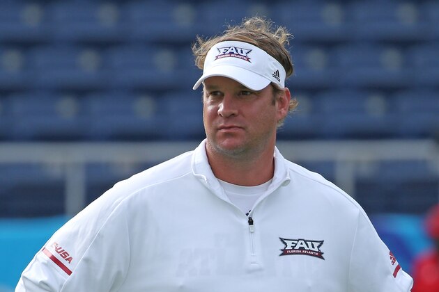 BOCA RATON, FL - OCTOBER 21: Head coach Lane Kiffin of the Florida Atlantic Owls looks on prior to the game against the North Texas Mean Green on October 21, 2017 at FAU Stadium in Boca Raton, Florida. FAU defeated North Texas 69-31. (Photo by Joel Auerbach/Getty Images)