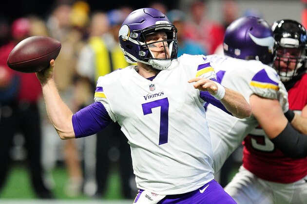 ATLANTA, GA - DECEMBER 03: Case Keenum #7 of the Minnesota Vikings throws a pass during the first half against the Atlanta Falcons at Mercedes-Benz Stadium on December 3, 2017 in Atlanta, Georgia. (Photo by Scott Cunningham/Getty Images)