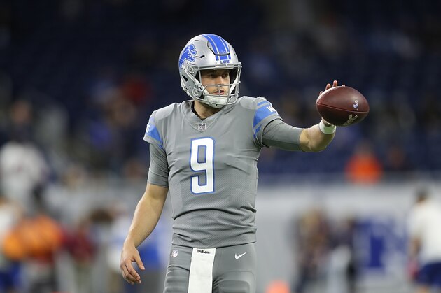 DETROIT, MI - DECEMBER 16: Matthew Stafford #9 of the Detroit Lions warms up prior to the start of the game against the Chicago Bears on the field prior to the start of the game at Ford Field on December 16, 2017 in Detroit, Michigan. Detroit defeated Chicago 20-14. (Photo by Leon Halip/Getty Images) *** Matthew Stafford