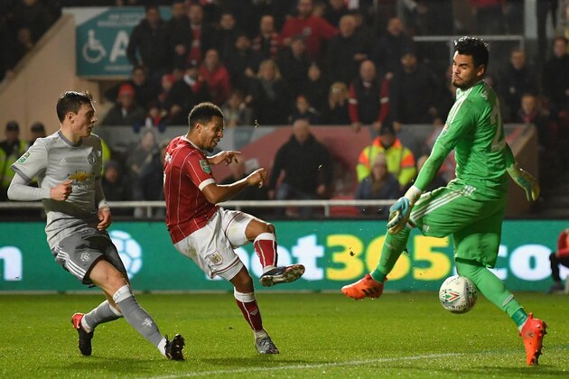 BRISTOL, ENGLAND - DECEMBER 20:  Korey Smith of Bristol City scores his sides second goal past Sergio Romero of Manchester United during the Carabao Cup Quarter-Final match between Bristol City and Manchester United at Ashton Gate on December 20, 2017 in Bristol, England.  (Photo by Dan Mullan/Getty Images)