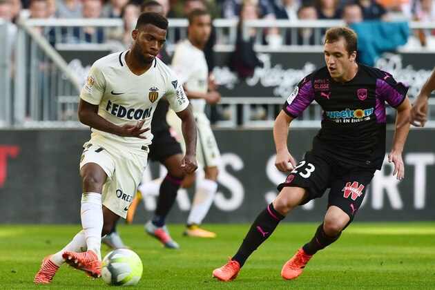 Monaco's French midfielder Thomas Lemar (L) vies with Bordeaux's Argentinian midfielder Valentin Vada (R) during the French L1 football match between Bordeaux and Monaco on October 28, 2017 at the Matmut Atlantique stadium in Bordeaux, southwestern France.  / AFP PHOTO / NICOLAS TUCAT        (Photo credit should read NICOLAS TUCAT/AFP/Getty Images)