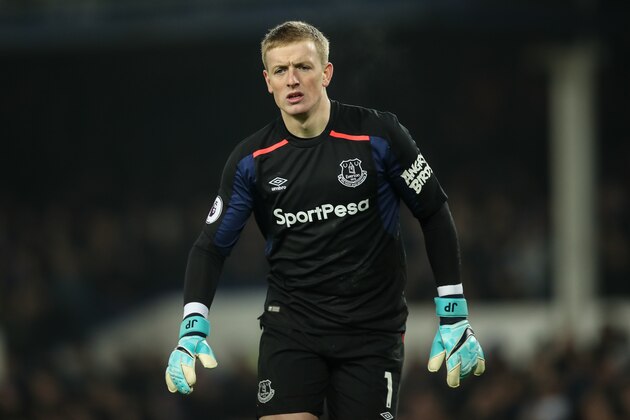 LIVERPOOL, ENGLAND - DECEMBER 18: Jordan Pickford of Everton during the Premier League match between Everton and Swansea City at Goodison Park on December 18, 2017 in Liverpool, England. (Photo by Robbie Jay Barratt - AMA/Getty Images)