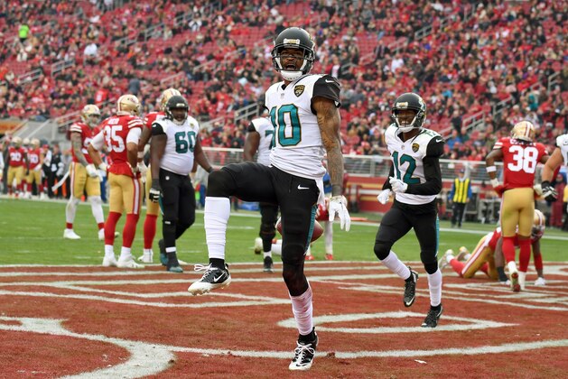 SANTA CLARA, CA - DECEMBER 24:  Jaelen Strong #10 of the Jacksonville Jaguars celebrates after catching a touchdown pass against the San Francisco 49ers during their NFL football game at Levi's Stadium on December 24, 2017 in Santa Clara, California.  (Photo by Thearon W. Henderson/Getty Images)