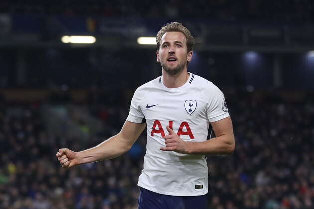 BURNLEY, ENGLAND - DECEMBER 23: Harry Kane of Tottenham Hotspur celebrates after he scores his third goal during the Premier League match between Burnley and Tottenham Hotspur at Turf Moor on December 23, 2017 in Burnley, England. (Photo by Ian MacNicol/Getty Images)
