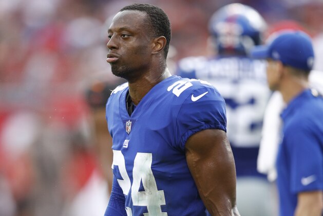 TAMPA, FL - OCTOBER 01: Eli Apple #24 of the New York Giants looks on during a game against the Tampa Bay Buccaneers at Raymond James Stadium on October 1, 2017 in Tampa, Florida. The Bucs defeated the Giants 25-23. (Photo by Joe Robbins/Getty Images)