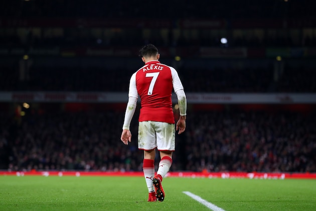 LONDON, ENGLAND - DECEMBER 22: Alexis Sanchez of Arsenal during the Premier League match between Arsenal and Liverpool at Emirates Stadium on December 22, 2017 in London, England. (Photo by Catherine Ivill/Getty Images)