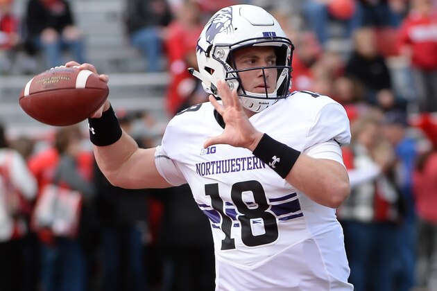 LINCOLN, NE - NOVEMBER 04: Quarterback Clayton Thorson #18 of the Northwestern Wildcats warms up before the game against the Nebraska Cornhuskers at Memorial Stadium on November 4, 2017 in Lincoln, Nebraska. (Photo by Steven Branscombe/Getty Images)