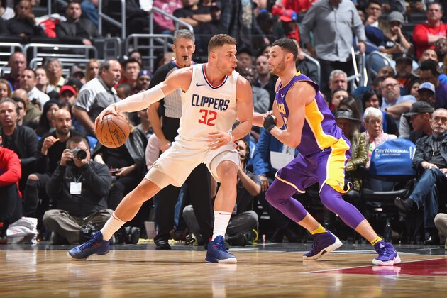 LOS ANGELES, CA - NOVEMBER 27:  Blake Griffin #32 of the LA Clippers handles the ball against the Los Angeles Lakers on November 27, 2017 at STAPLES Center in Los Angeles, California. NOTE TO USER: User expressly acknowledges and agrees that, by downloading and/or using this Photograph, user is consenting to the terms and conditions of the Getty Images License Agreement. Mandatory Copyright Notice: Copyright 2017 NBAE (Photo by Andrew D. Bernstein/NBAE via Getty Images)