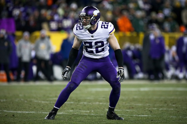 GREEN BAY, WI - DECEMBER 23:  Harrison Smith #22 of the Minnesota Vikings lines up for a play in the fourth quarter against the Green Bay Packers at Lambeau Field on December 23, 2017 in Green Bay, Wisconsin. (Photo by Dylan Buell/Getty Images). (Photo by Dylan Buell/Getty Images)