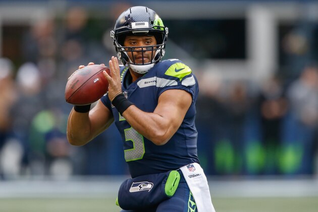SEATTLE, WA - DECEMBER 17:  Quarterback Russell Wilson #3 of the Seattle Seahawks warms up prior to the game against the Los Angeles Rams at CenturyLink Field on December 17, 2017 in Seattle, Washington.  (Photo by Otto Greule Jr/Getty Images)
