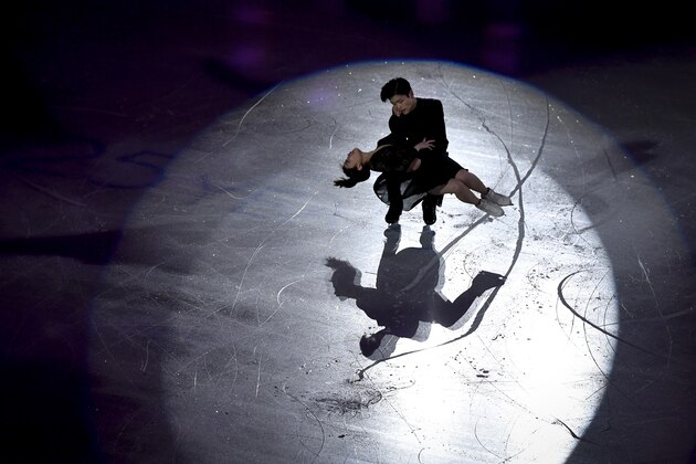 GANGNEUNG, SOUTH KOREA - FEBRUARY 19:  Maia Shibutani and Alex Shibutani of United States perform in the Exhibition program during ISU Four Continents Figure Skating Championships - Gangneung -Test Event For PyeongChang 2018 at Gangneung Ice Arena on February 19, 2017 in Gangneung, South Korea.  (Photo by Koki Nagahama/Getty Images)