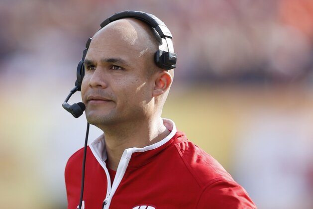 TAMPA, FL - JANUARY 1: Defensive coordinator Dave Aranda of the Wisconsin Badgers looks on against the Auburn Tigers during the Outback Bowl at Raymond James Stadium on January 1, 2015 in Tampa, Florida. Wisconsin defeated Auburn 34-31 in overtime. (Photo by Joe Robbins/Getty Images)