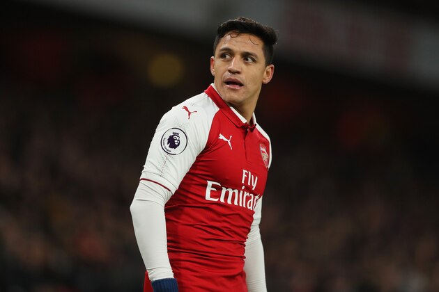 LONDON, ENGLAND - JANUARY 03:  Alexis Sanchez of Arsenal looks on during the Premier League match between Arsenal and Chelsea at Emirates Stadium on January 3, 2018 in London, England.  (Photo by Matthew Ashton - AMA/Getty Images)