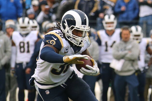 NASHVILLE, TN - DECEMBER 24:  Todd Gurley II #30 of the Los Angeles Rams plays against the Tennessee Titans at Nissan Stadium on December 24, 2017 in Nashville, Tennessee.  (Photo by Frederick Breedon/Getty Images)