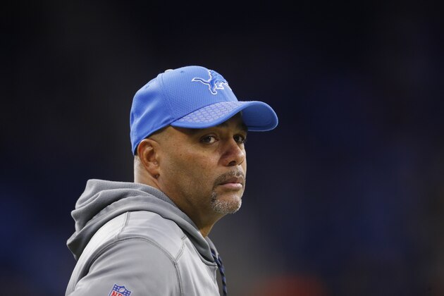 Detroit Lions defensive coordinator Teryl Austin watches before an NFL football game against the Cleveland Browns in Detroit, Sunday, Nov. 12, 2017. (AP Photo/Paul Sancya)