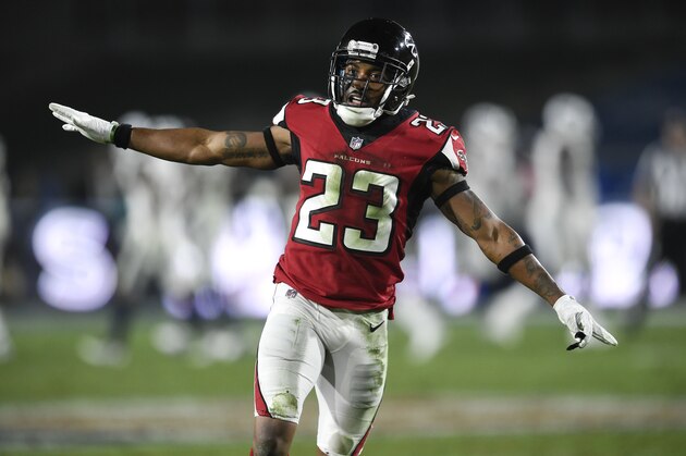 Atlanta Falcons cornerback Robert Alford celebrates after stopping the Los Angeles Rams on fourth down during the second half of an NFL football wild-card playoff game Saturday, Jan. 6, 2018, in Los Angeles. The Falcons won 26-13. (AP Photo/Kelvin Kuo)