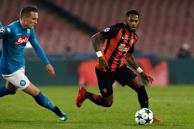 Napoli's midfielder from Poland Piotr Zielinski (L) vies with Shakhtar Donetsk's Brazilian midfielder Fred during the UEFA Champions League Group F football match Napoli vs Shakhtar Donetsk on November 21, 2017 at the San Paolo stadium in Naples. / AFP PHOTO / Carlo Hermann (Photo credit should read CARLO HERMANN/AFP/Getty Images) Napoli's midfielder from Poland Piotr Zielinski (L) vies with Shakhtar Donetsk's Brazilian midfielder Fred during the UEFA Champions League Group F football match Napoli vs Shakhtar Donetsk on November 21, 2017 at the San Paolo stadium in Naples. / AFP PHOTO / Carlo Hermann (Photo credit should read CARLO HERMANN/AFP/Getty Images)