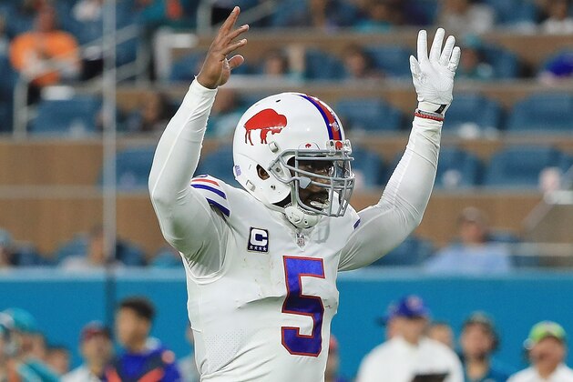 MIAMI GARDENS, FL - DECEMBER 31:  Tyrod Taylor #5 of the Buffalo Bills celebrates during the fourth quarter against the Miami Dolphins at Hard Rock Stadium on December 31, 2017 in Miami Gardens, Florida.  (Photo by Mike Ehrmann/Getty Images)