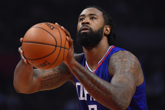 LOS ANGELES, CA - JANUARY 06:  DeAndre Jordan #6 of the Los Angeles Clippers shoots a free throw in the game against the Golden State Warriors on January 6, 2018 in Los Angeles, California. NOTE TO USER: User expressly acknowledges and agrees that, by downloading and or using this photograph, User is consenting to the terms and conditions of the Getty Images License Agreement.  (Photo by Jayne Kamin-Oncea/Getty Images)