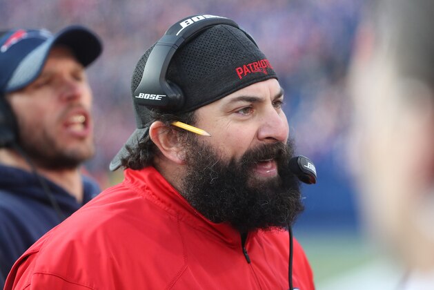 BUFFALO, NY - DECEMBER 3: Defensive coordinator Matt Patricia of the New England Patriots yells out from the sideline during NFL game action against the Buffalo Bills at New Era Field on December 3, 2017 in Buffalo, New York. (Photo by Tom Szczerbowski/Getty Images)